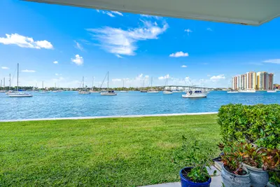 1051 Sugar Sands Boulevard 156, Singer Island – Condominium for sale