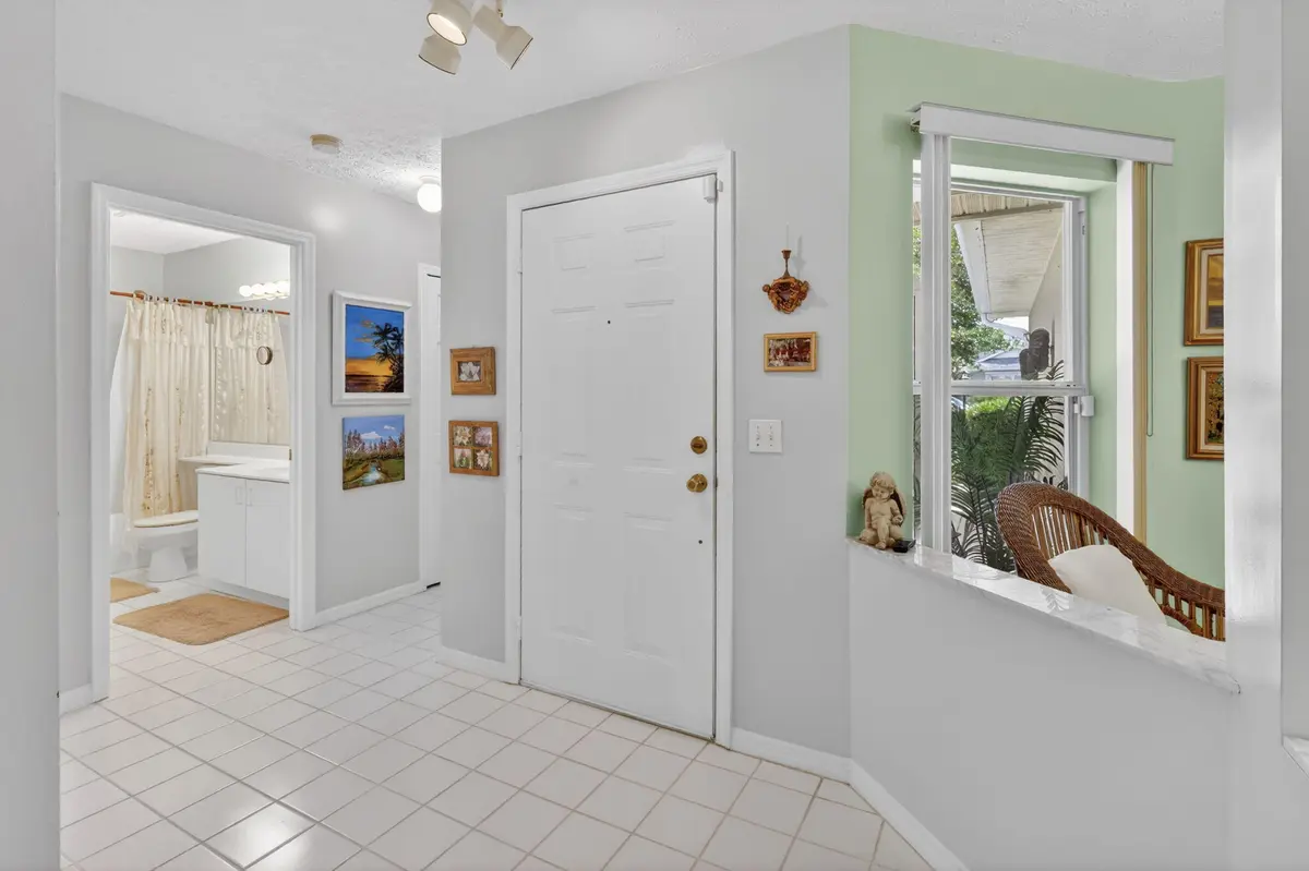 5-web-or-mls-5P1A8899 at 6656 Picante Circle, Fort Pierce