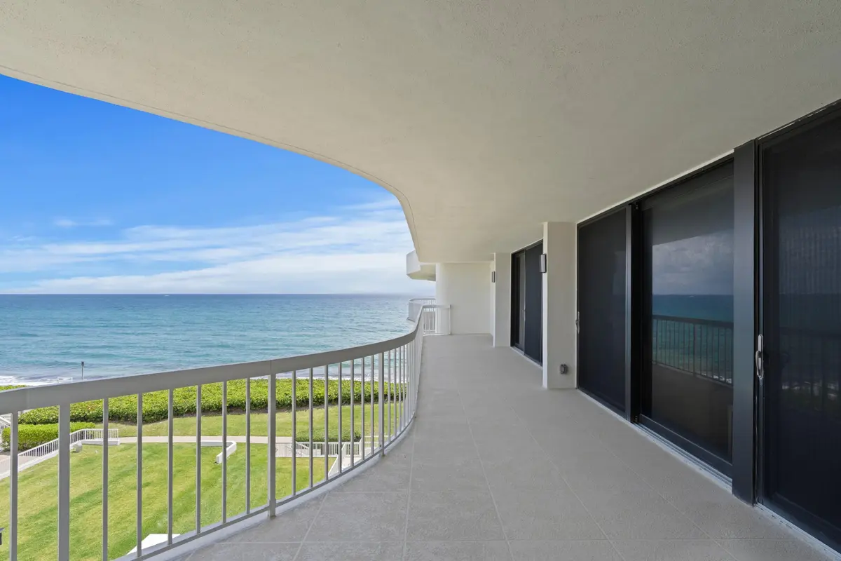 DSC07679.jpg-SMALL at 3300 S Ocean Boulevard 504s, Palm Beach