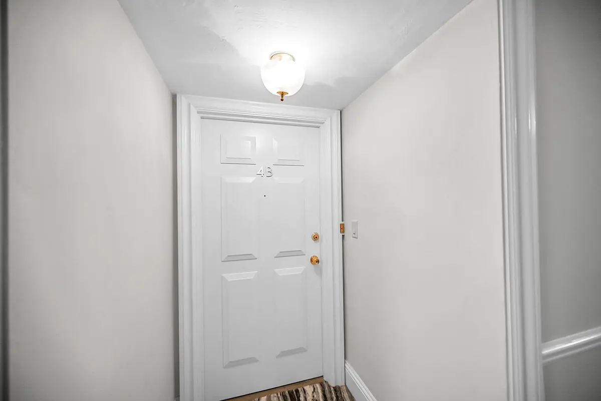 Welcome Home at 701 E Camino Real 4b, Boca Raton