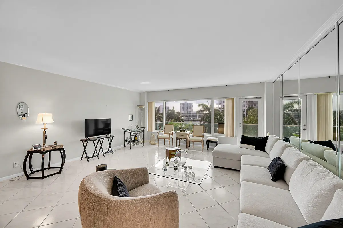 Walkout Balcony at 701 E Camino Real 4b, Boca Raton