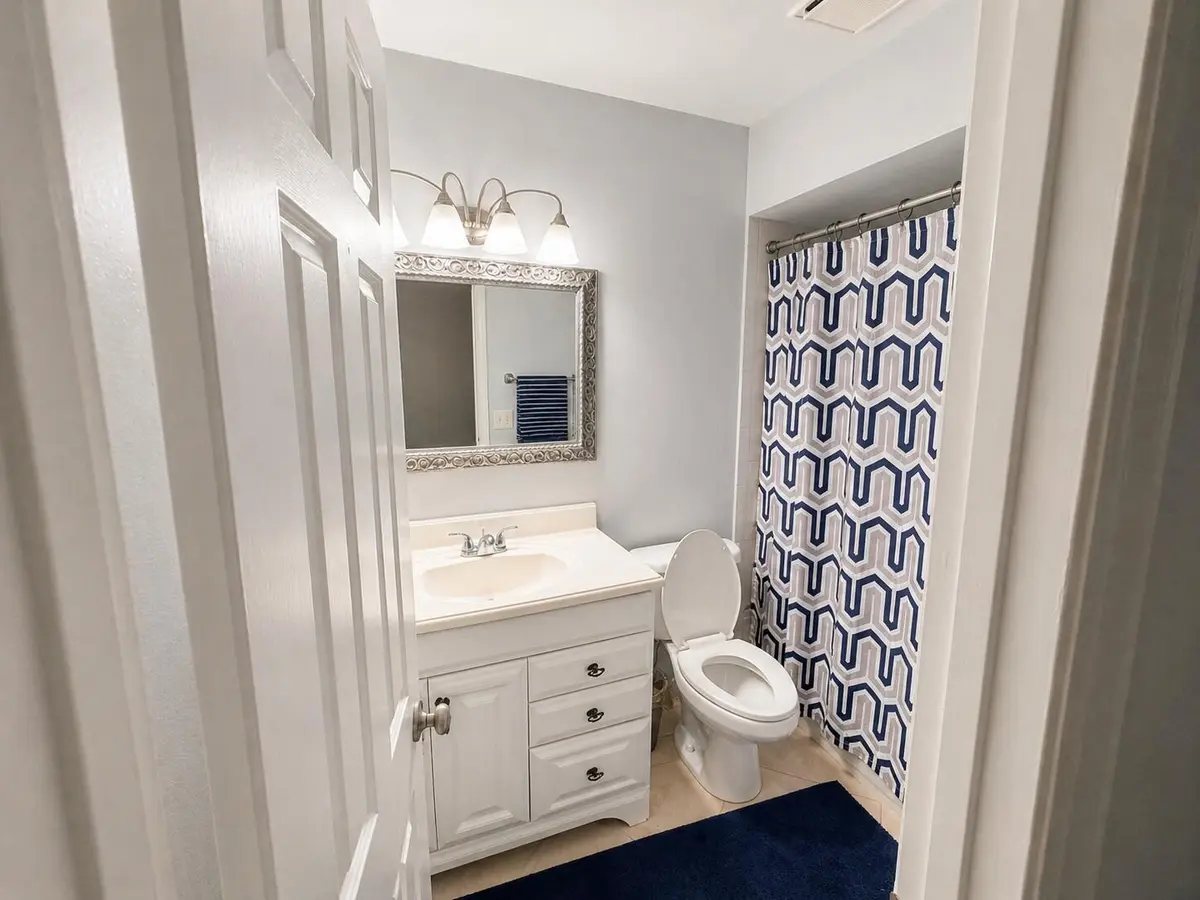 Bathroom at 9262 Green Meadows Way, Palm Beach Gardens