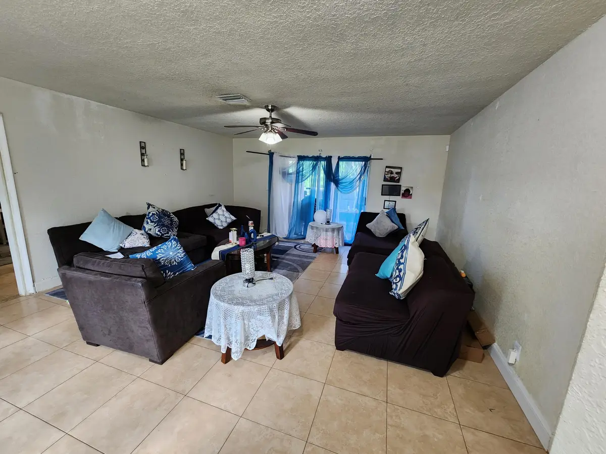 20260427_171533 at 2330 NW 47th Avenue, Lauderhill