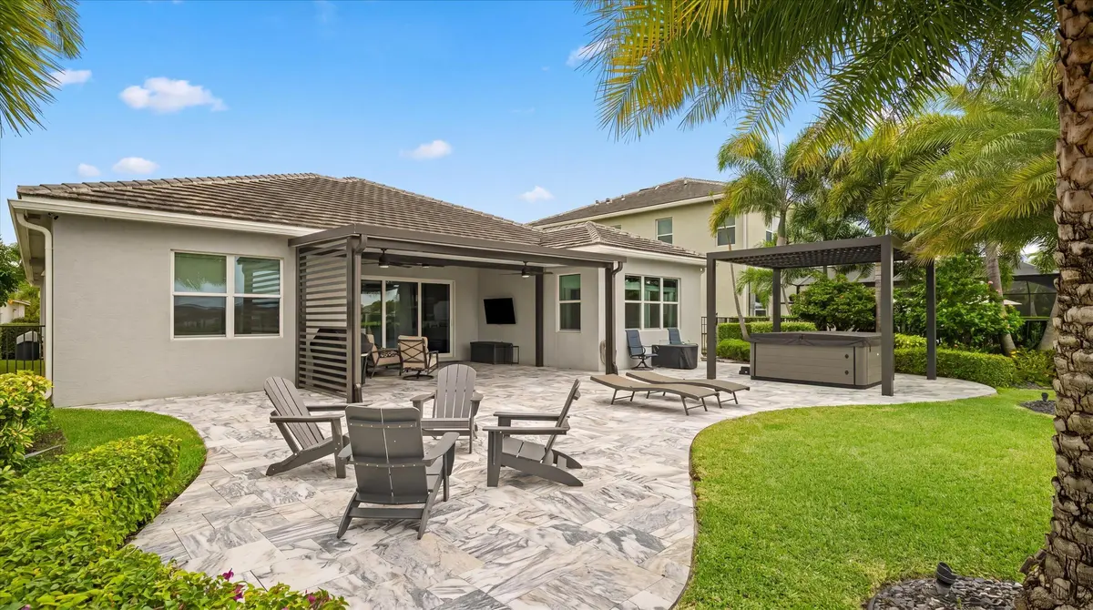 44-4616 Canopy Grove Dr at 4616 Canopy Grove Drive, Westlake