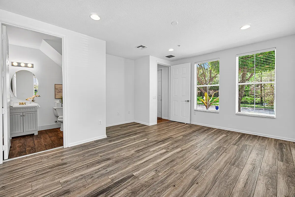 1st Floor Bonus Room at 1485 Vía De Pepi, Boynton Beach