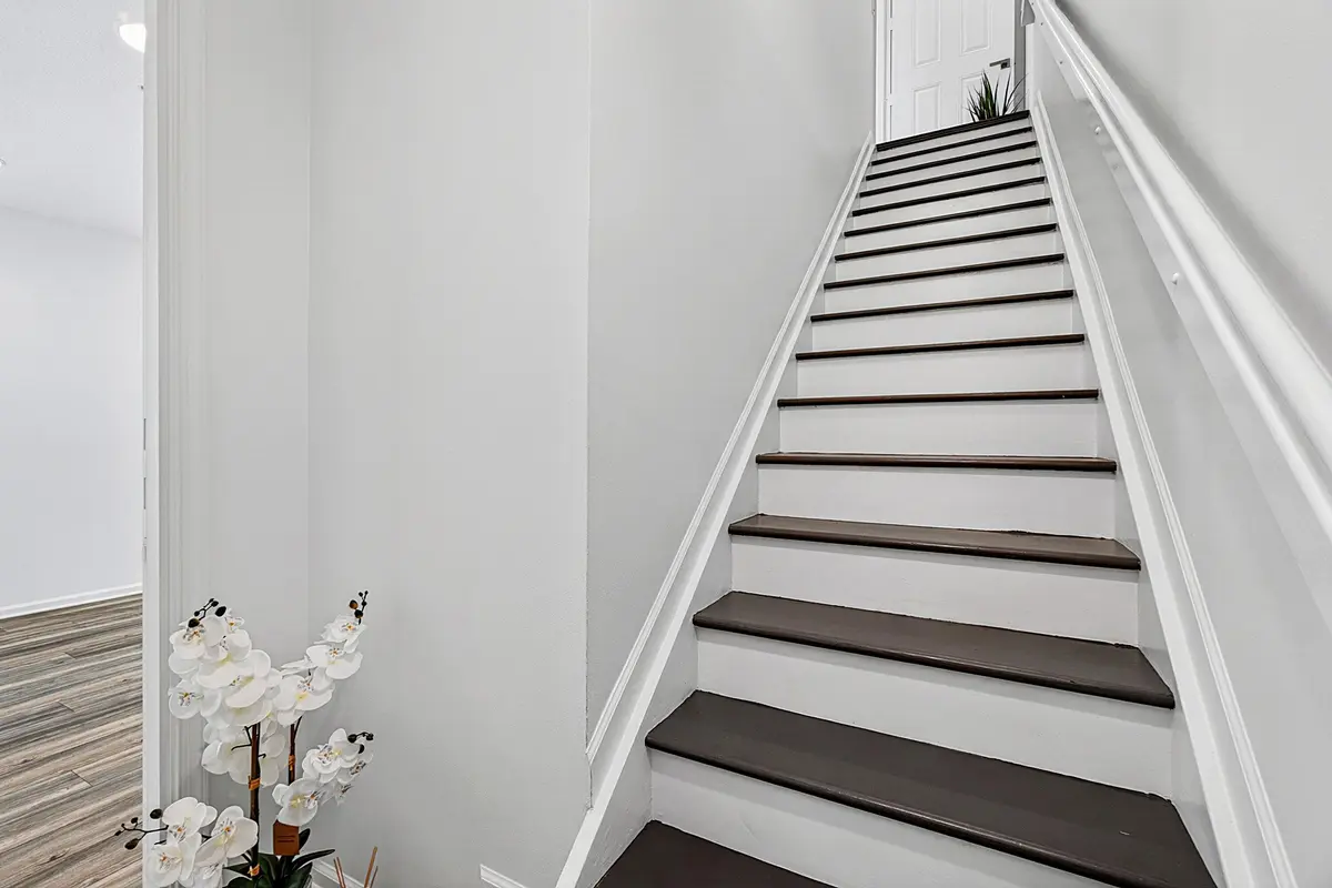 Front Entry Stairs to Main Living at 1485 Vía De Pepi, Boynton Beach