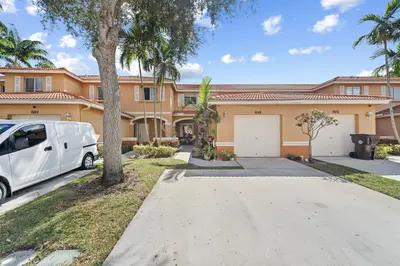 6148 Eaton Street, West Palm Beach – sold