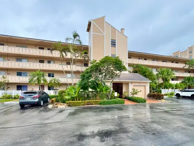 7006 Huntington Lane 306, Delray Beach – sold