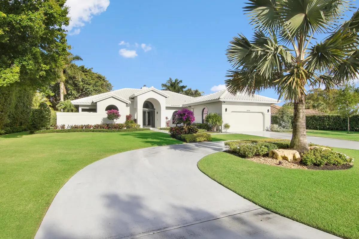 FRONT at 10720 Ave Of The Pga, Palm Beach Gardens