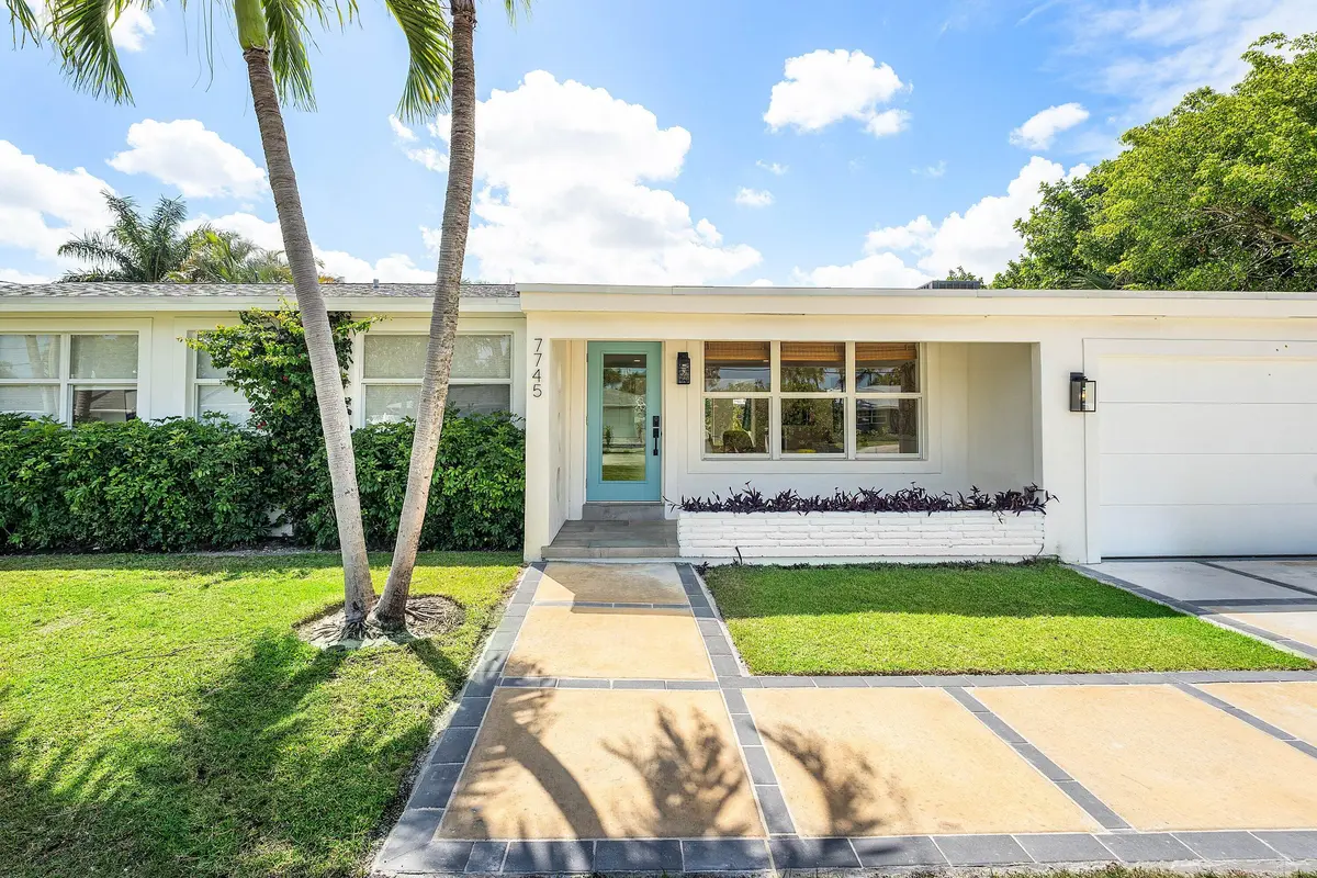 7745 W Lake Drive at 7745 W Lake Drive, Lake Clarke Shores