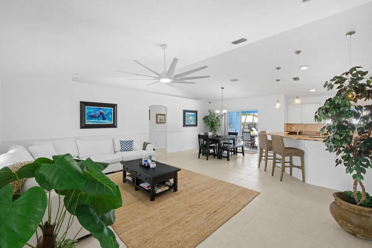 5064 SE Horseshoe Pt-028 at 5064 SE Horseshoe Point Road, Stuart