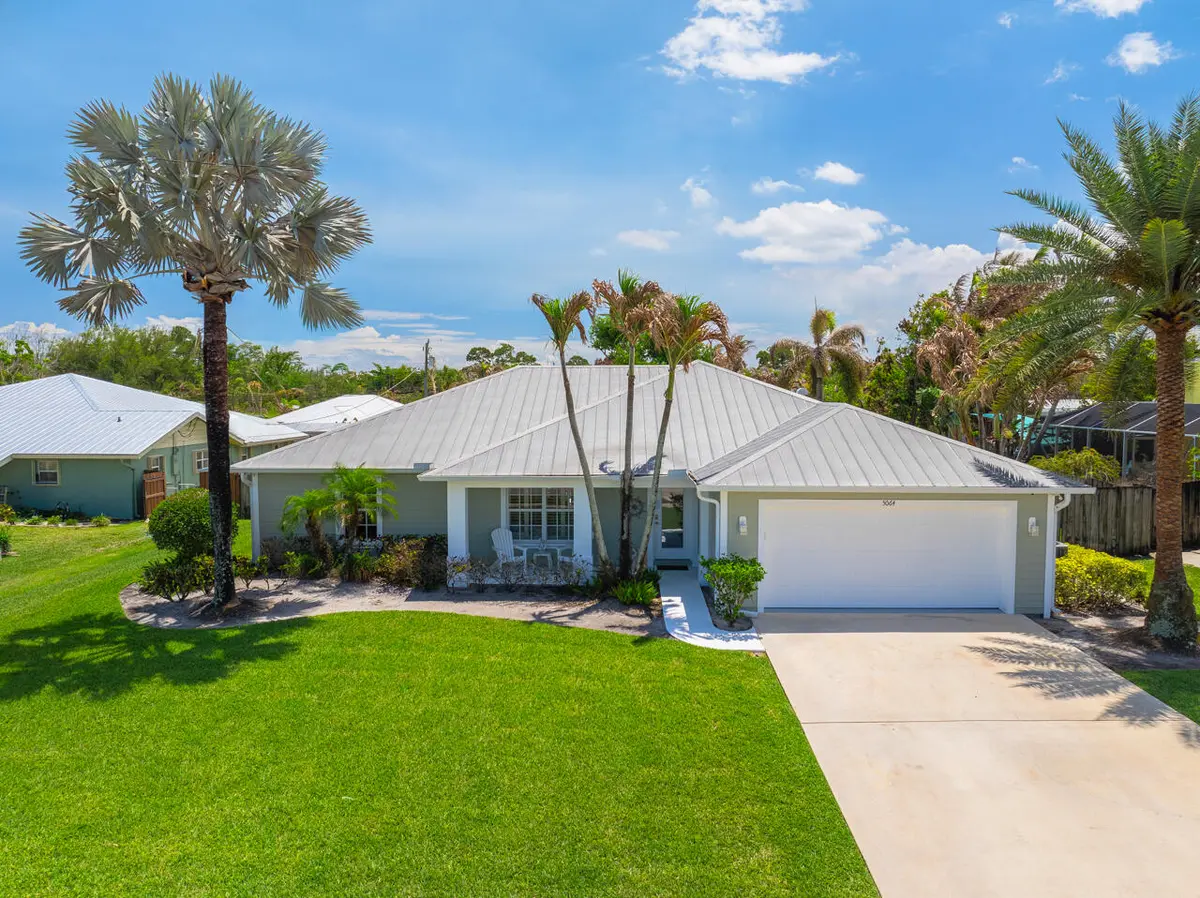 5064 SE Horseshoe Pt-039 at 5064 SE Horseshoe Point Road, Stuart