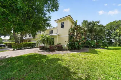 2535 Creekside Drive, Fort Pierce – sold