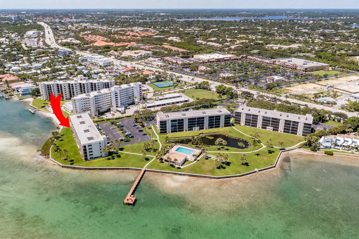100 Intracoustal areals-6 at 100 Intracoastal Place 205, Jupiter