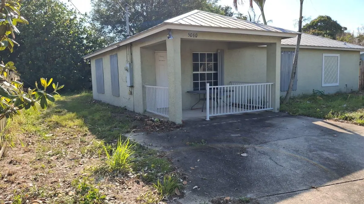 Roro Front Angle at 5060 SE Ebbtide Avenue, Stuart