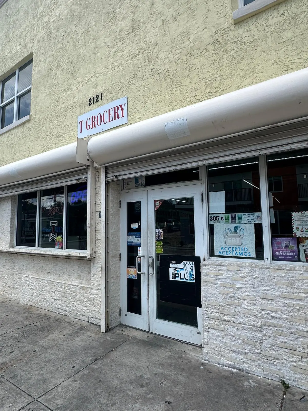 Front Entrnce 2 at 2121 N Tamarind Avenue, West Palm Beach