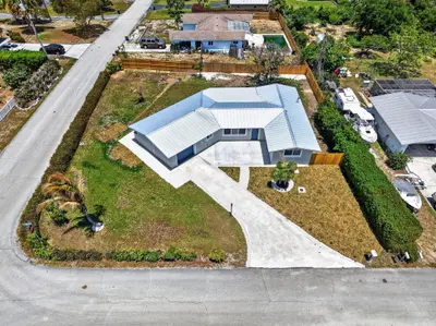 9361 SE Duncan Street, Hobe Sound – Single Family Residence for sale