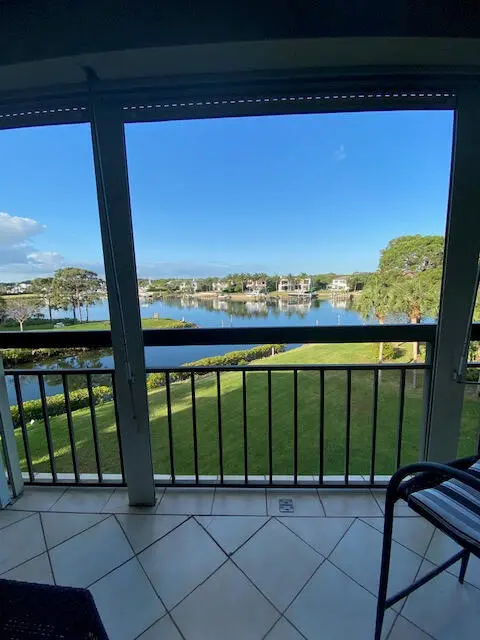 Pic-9 at 2201 Marina Isle Way 403, Jupiter