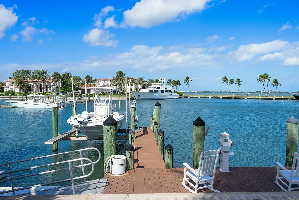 tempImageyAPSeK at 6879 SE South Marina Way, Stuart