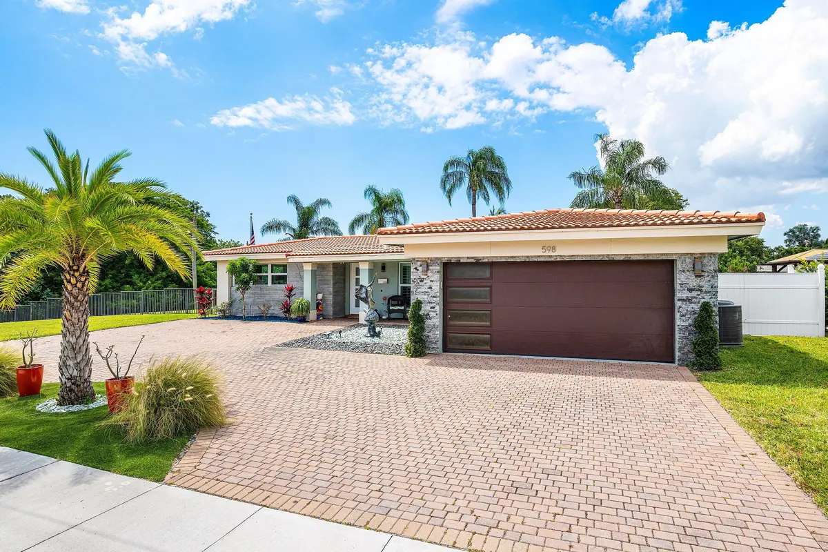 003-598WestPalmettoParkRoad-BocaRaton-FL at 598 W Palmetto Park Road, Boca Raton