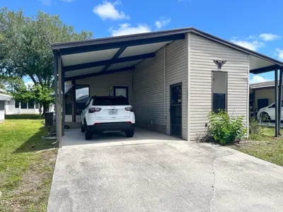 240 Mangrove Bay Place, Fort Pierce – sold