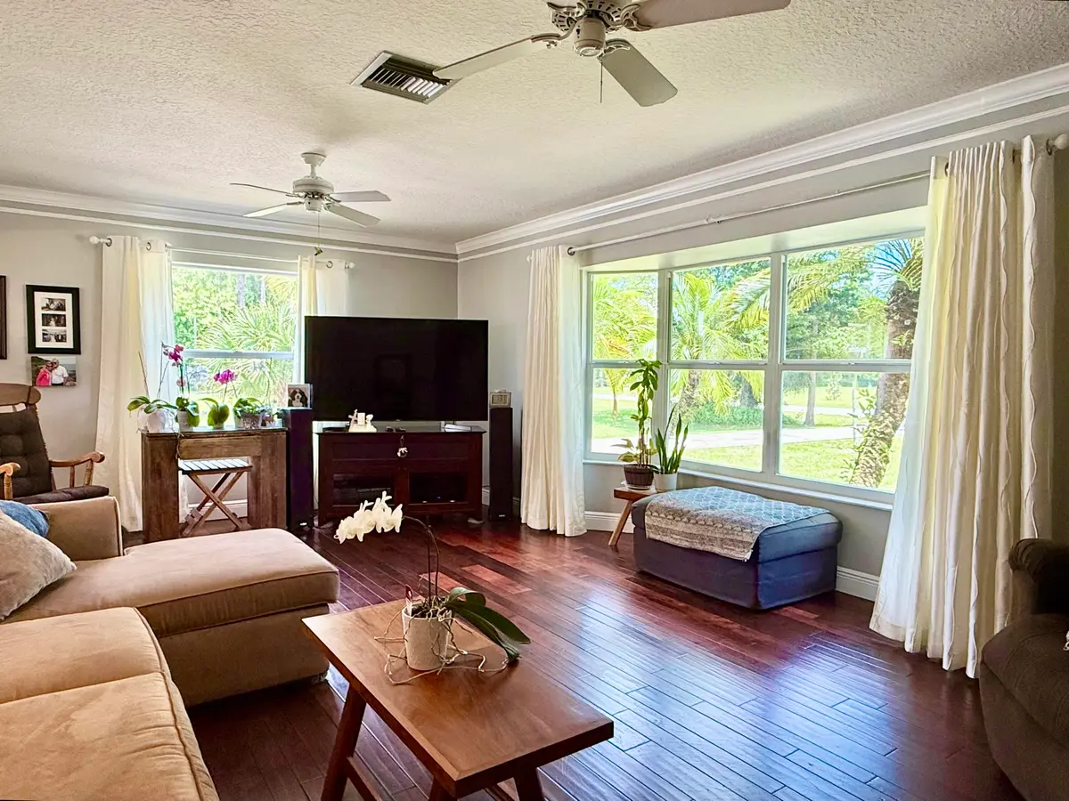 Living rm at 16283 Alexander Run, Jupiter