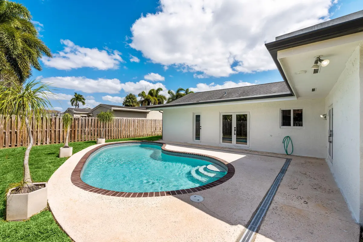 Pool and Patio at 11831 NW 38th Place, Sunrise