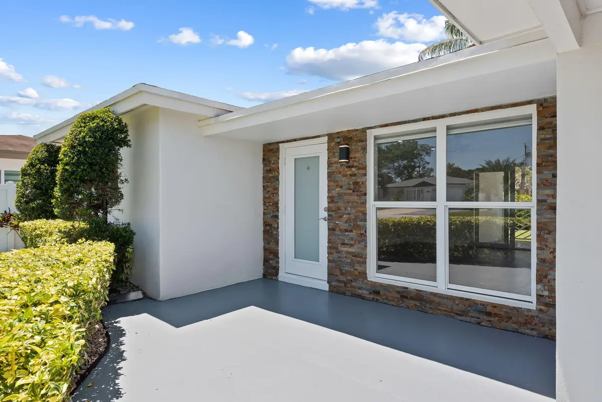 3-web-or-mls-_BWP0190 at 4751 NE 2nd Avenue, Oakland Park