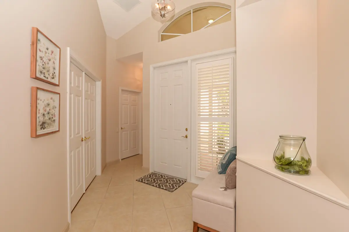 Foyer at 421 NW Sunview Way, Port St. Lucie