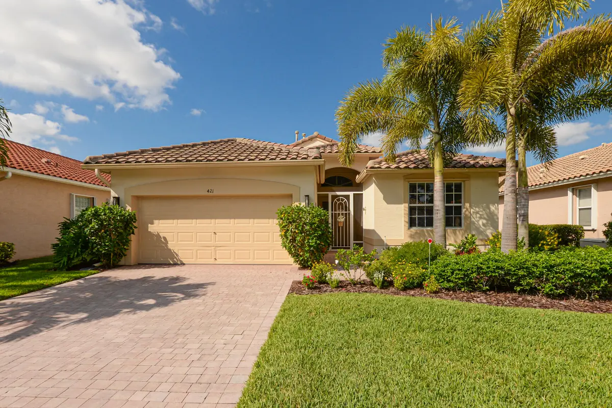 Front at 421 NW Sunview Way, Port St. Lucie