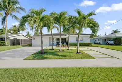 381 SE 3rd Street, Pompano Beach – Single Family Residence for sale