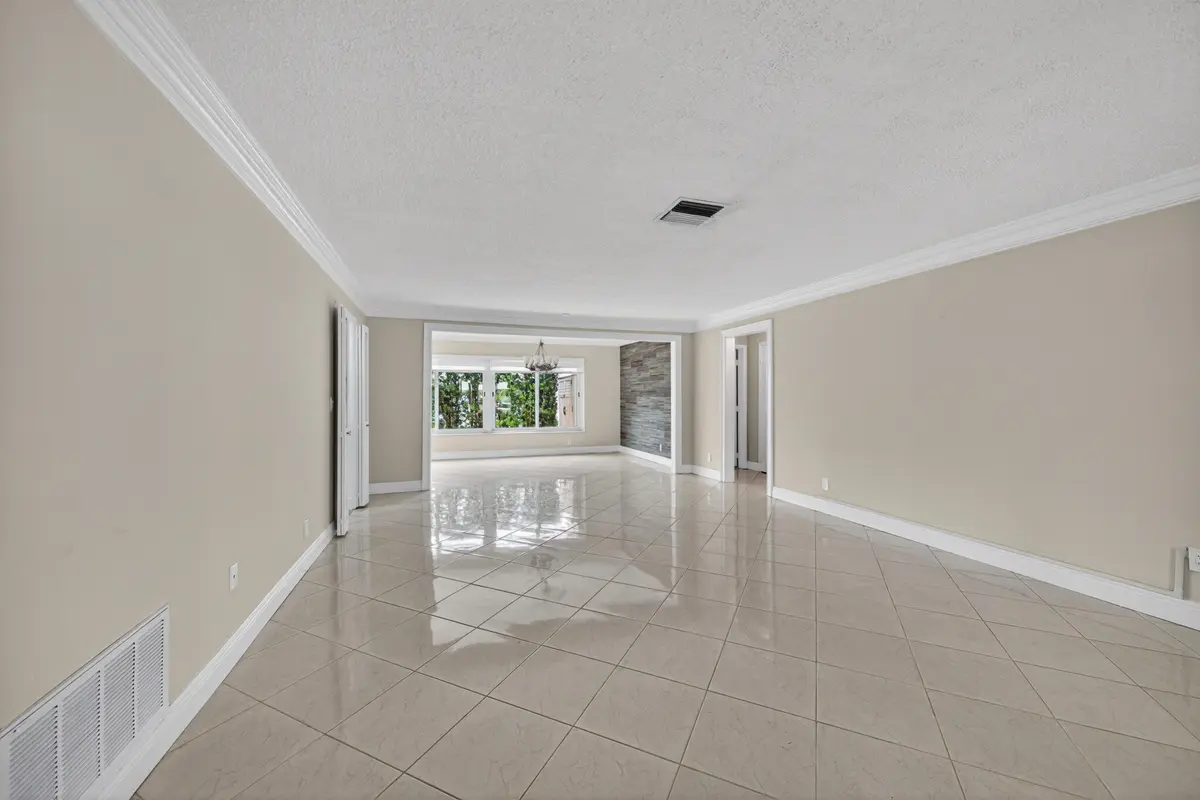 cowen-12 at 391 Leisure Boulevard, Pompano Beach