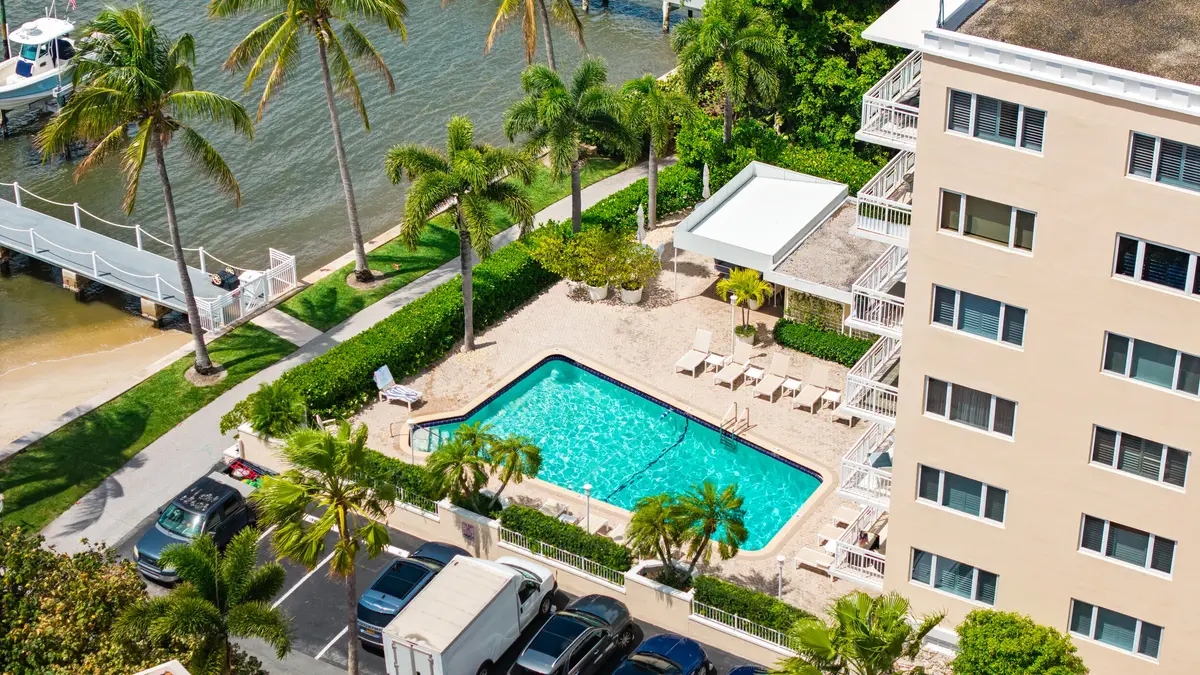 DJI_20260404022203_0504_D at 250 Bradley Place 606, Palm Beach