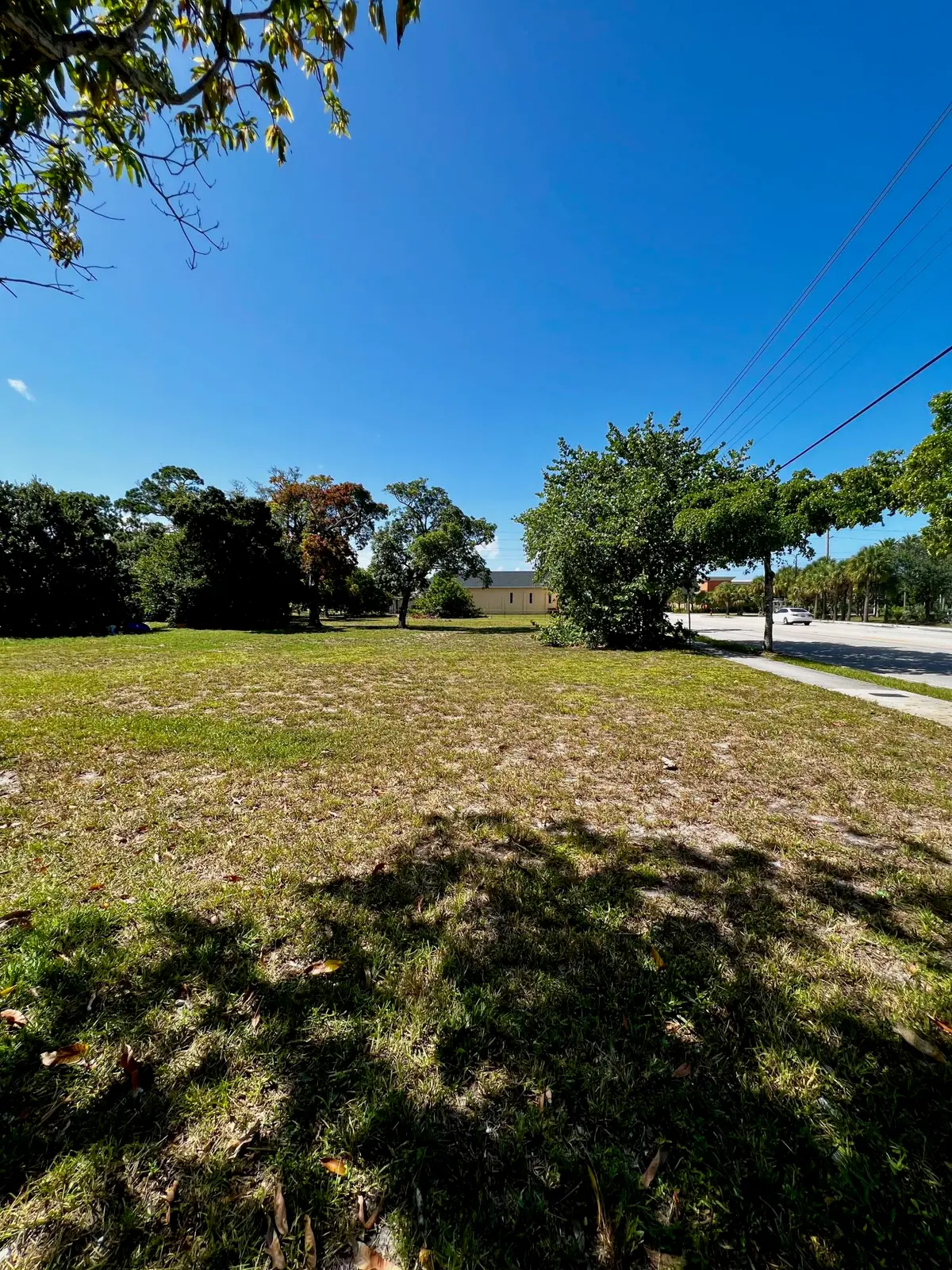 IMG_2422 at 435 NW 7th Avenue, Fort Lauderdale