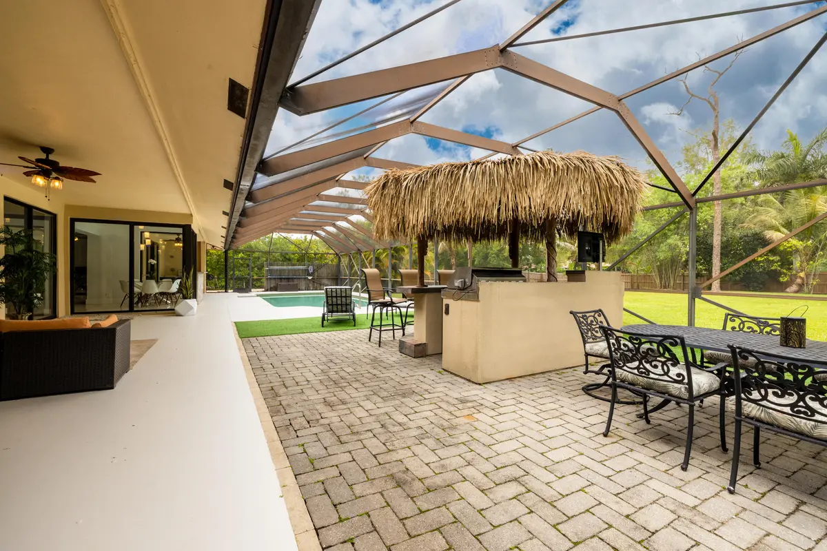 Tiki bar at 11415 Sundance Lane, Boca Raton