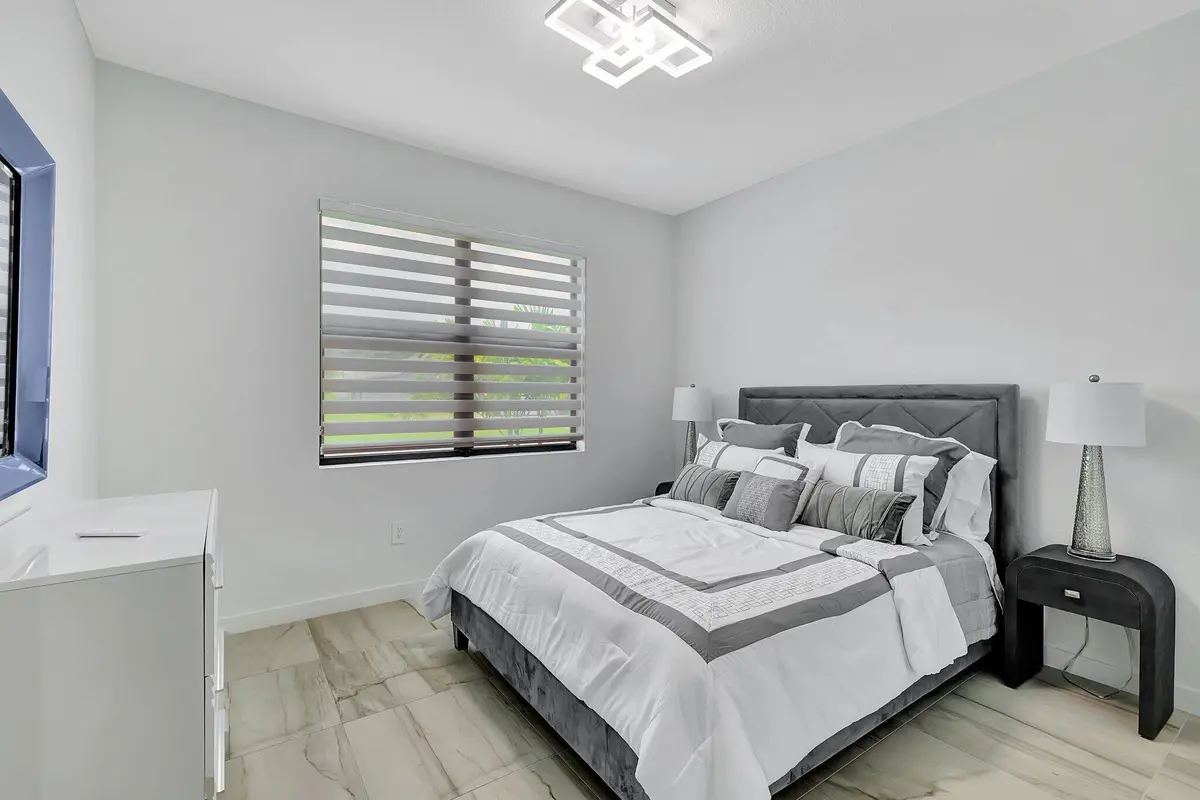 6-web-or-mls-632A1150 at 5795 SE Sky Blue Circle, Stuart