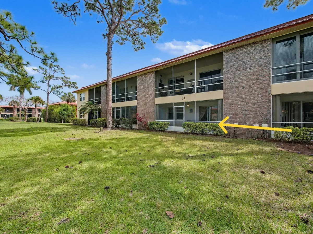 1967 SW Palm City Rd 34C at 1967 SW Palm City Road 34c, Stuart