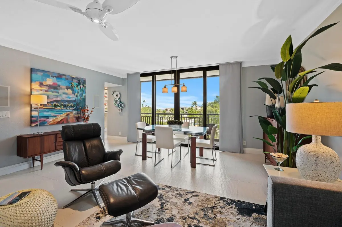 Photo 8 at 2300 NE 33rd Avenue 502, Fort Lauderdale