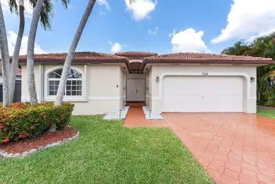 9108 SW 165th Place, Miami – sold