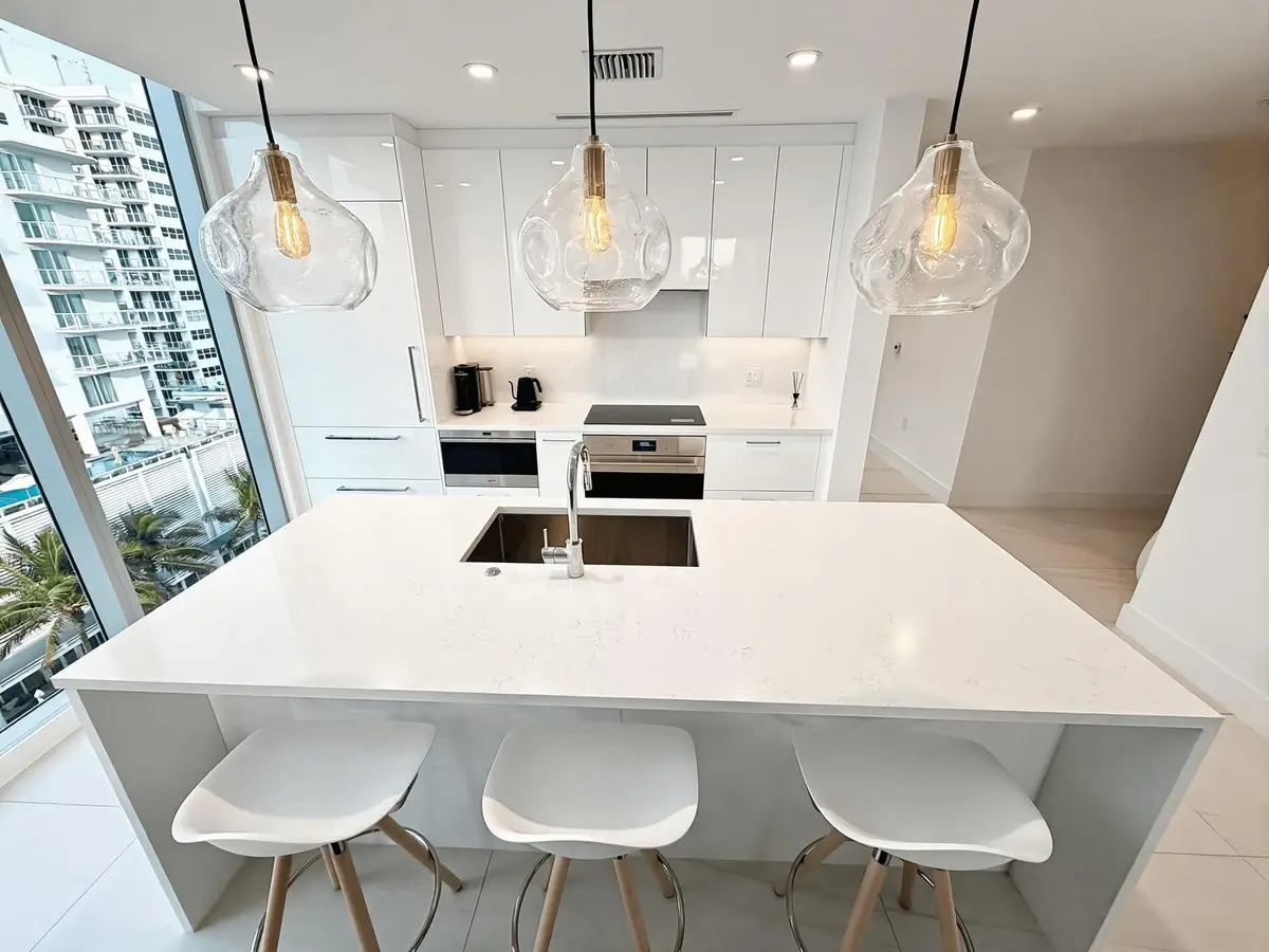 Photo 4 at 151 N Seabreeze Boulevard 603, Fort Lauderdale
