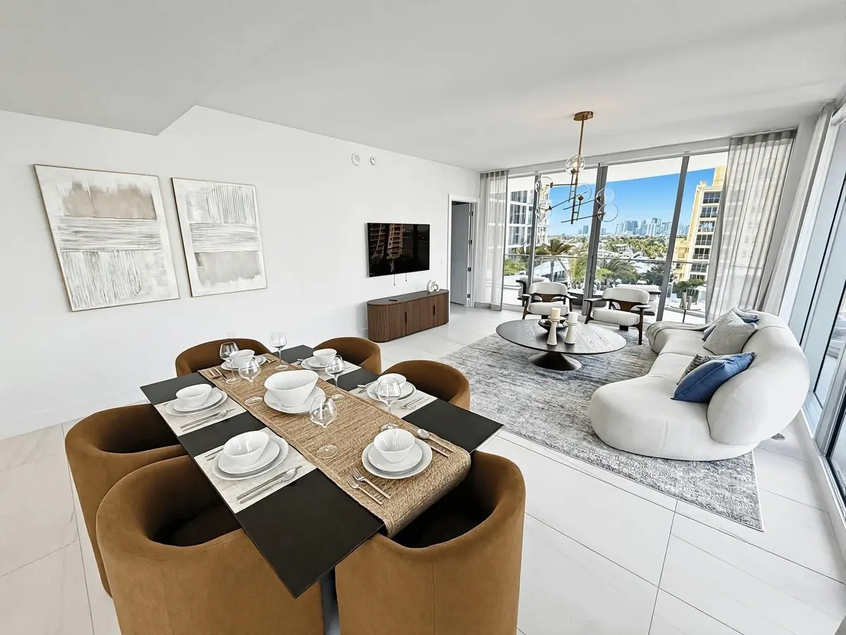 Photo 6 at 151 N Seabreeze Boulevard 603, Fort Lauderdale