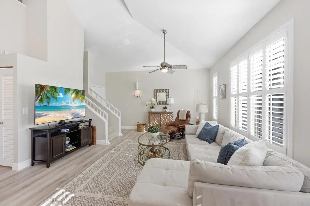 8__jjl5733 at 109 Mainsail Circle, Jupiter