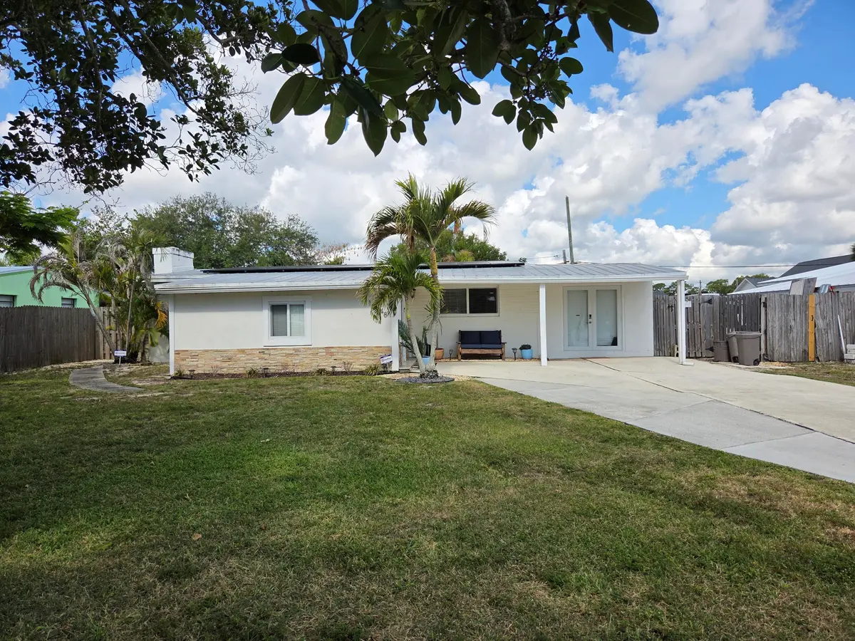 18948 SE Homewood Ave Avenue, Tequesta, FL – photo 1