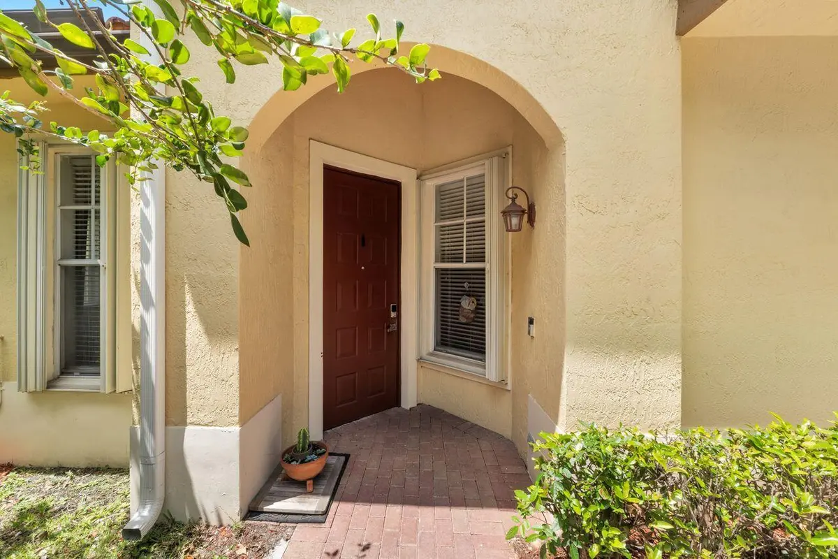 Front Door Entry at 5812 NW 119th Terrace, Coral Springs