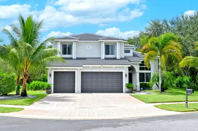 4661 Manderly Drive, Wellington – Single Family Residence for sale
