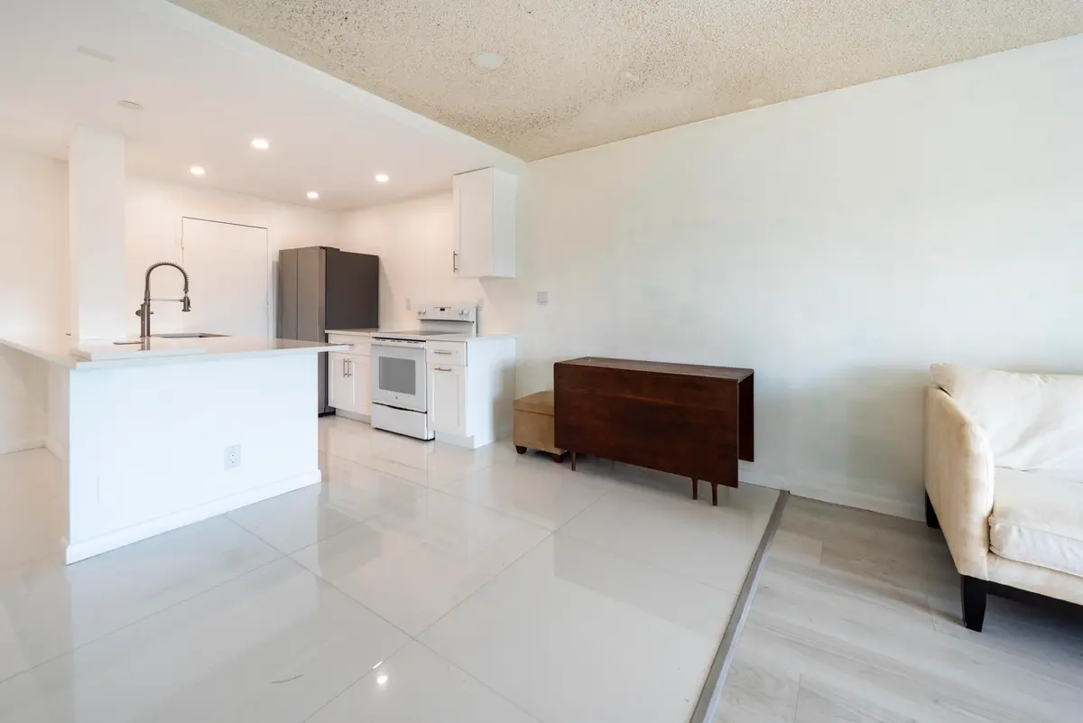 _DSC1628 at 900 NE 18th Avenue 408, Fort Lauderdale