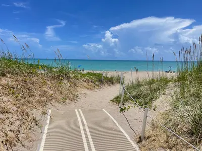 2400 S Ocean Drive 7642, Hutchinson Island – Condominium for rent
