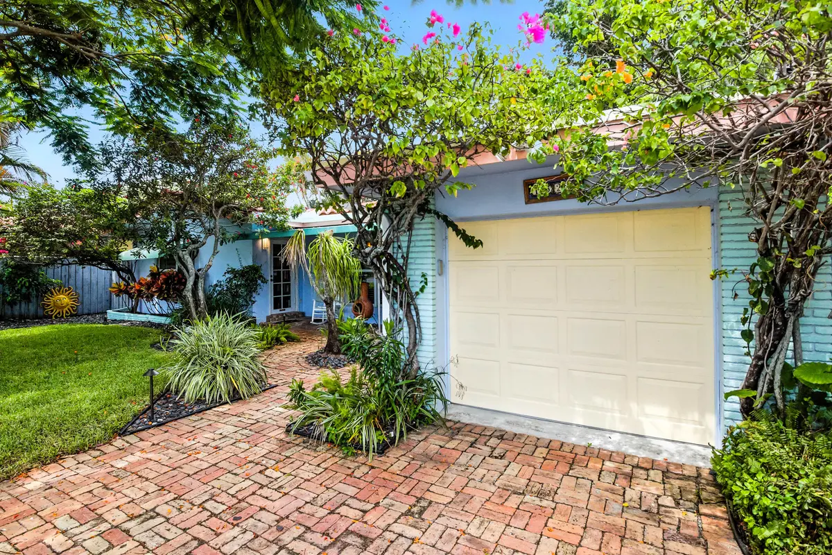 20250728-01-1625 Northeast 20th Avenue, at 1625 NE 20th Avenue, Fort Lauderdale