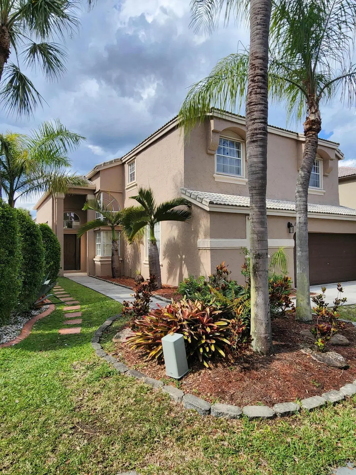 20260426_161609 Front of house at 15729 NW Tenth Street, Pembroke Pines
