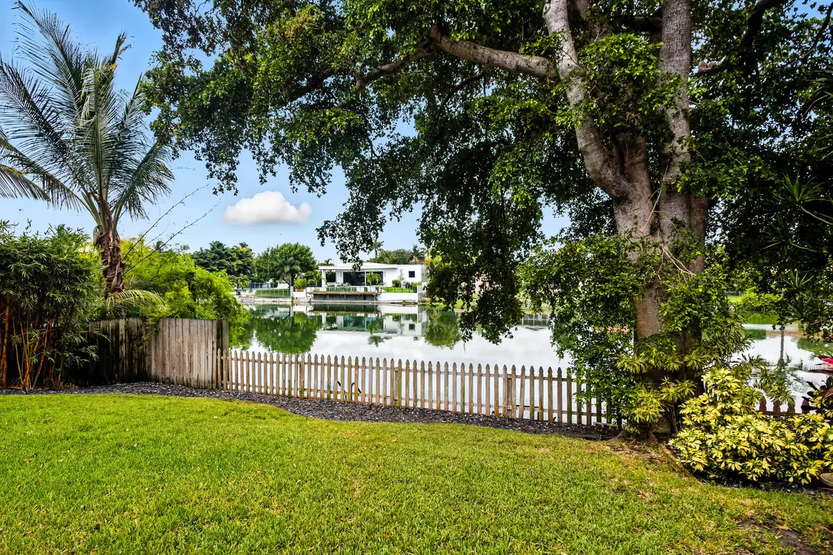 20250728-01-1625 Northeast 20th Avenue, at 1625 NE 20th Avenue, Fort Lauderdale